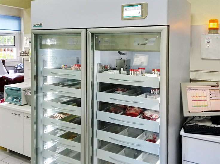 Blood banks and plasma freezer refrigerators dedicated to the storage of blood